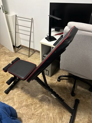 Banco de Gimnasio Negro y Rojo ajustable en altura