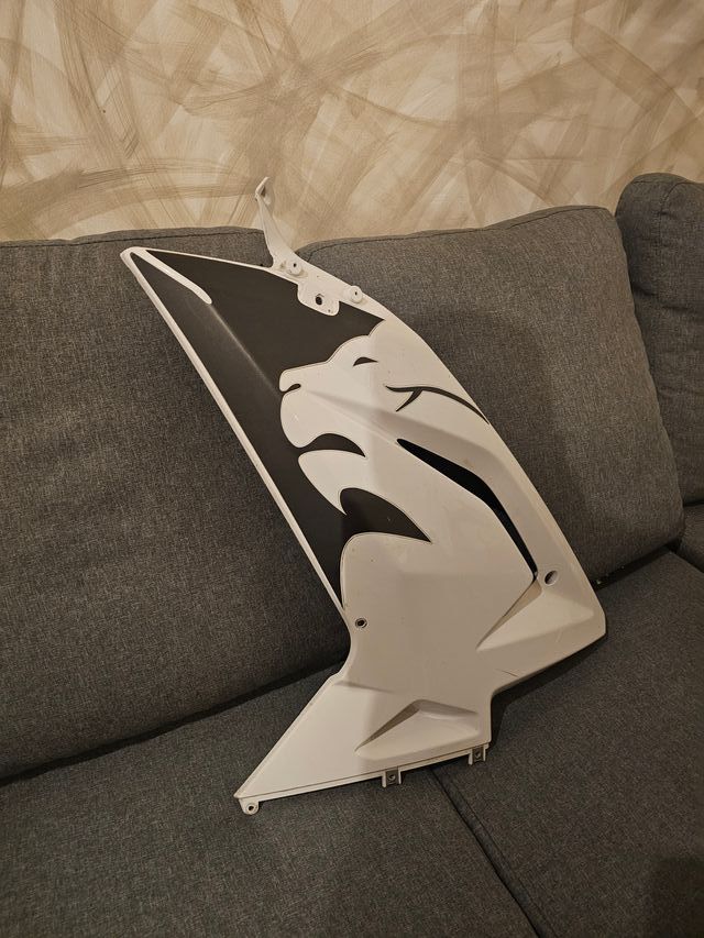 Carenado Lateral Aprilia RS 125/50 Roja