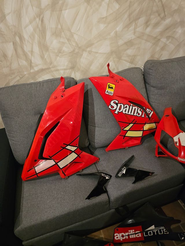 Carenado Lateral Aprilia RS 125/50 Roja