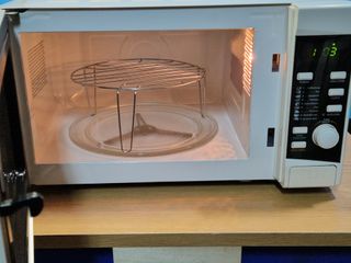 Microondas Digital Technostar con Grill