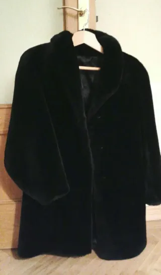 Abrigo Piel Mouton Negro