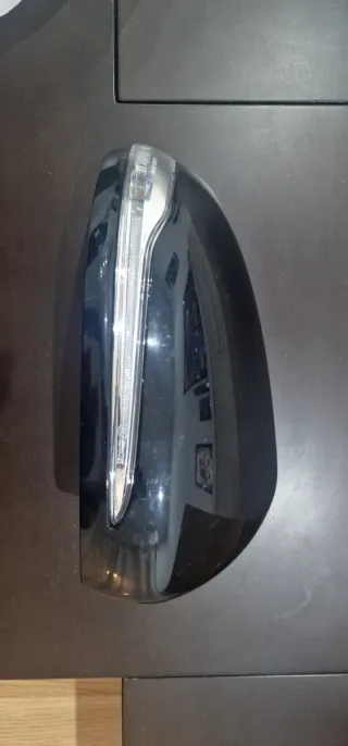 Retrovisor Mercedes Benz Clase C con LED
