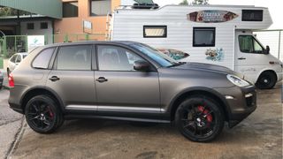 Llantas 22” Porsche Cayenne tres con neumáticos