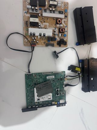 Placa Base y Fuente Samsung Smart TV 65 pulgadas