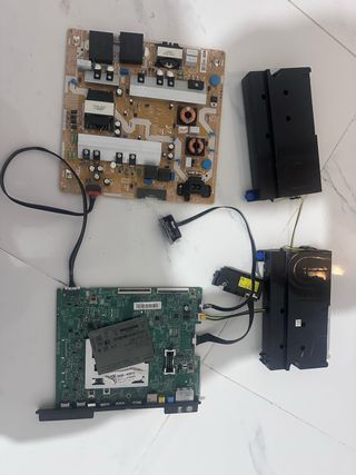 Placa Base y Fuente Samsung Smart TV 65 pulgadas