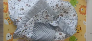 Nido reductor cuna bebé estampado animales