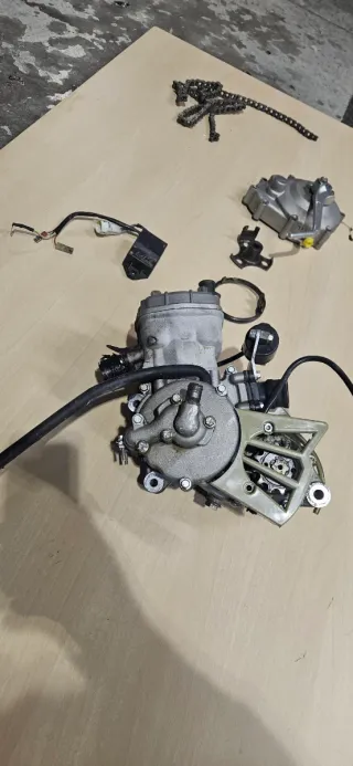 Motor Metrakit 50cc campana enbrague rota