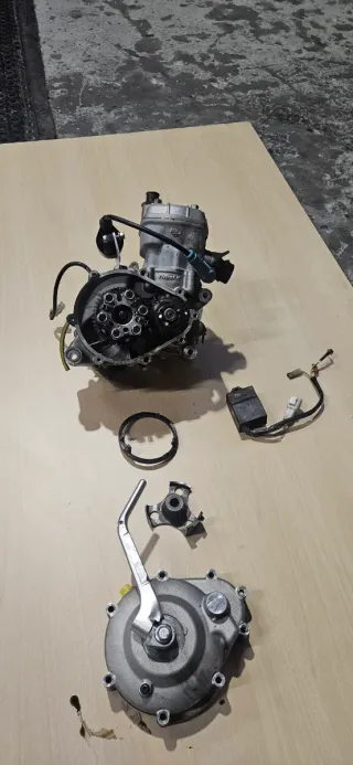 Motor Metrakit 50cc campana enbrague rota