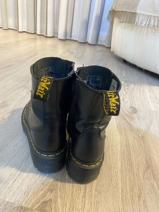 Botas Dr. Martens Negras Plataforma