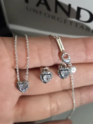 Conjunto  Collar y Pendientes