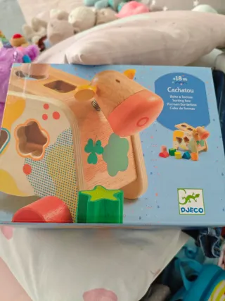 Caja de formas Djeco Cachatou +18m