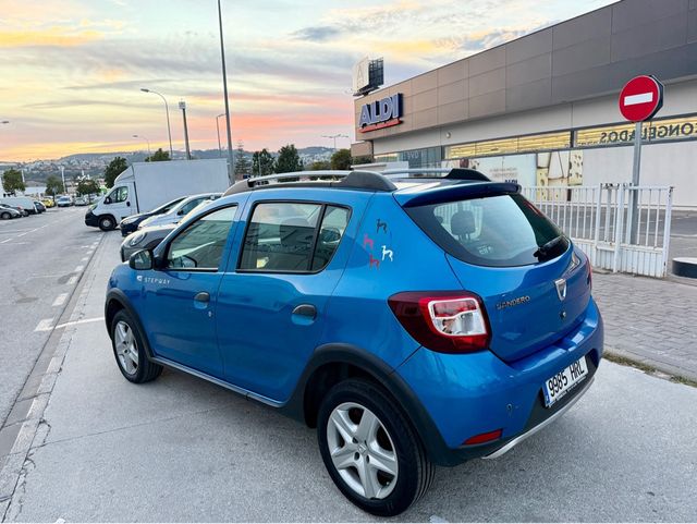 DACIA SANDERO 1.0i 90CV !! 5.500€ !!