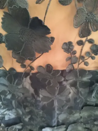 Vestido largo negro encaje floral