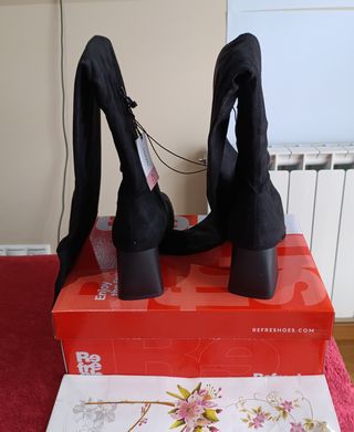 Botas mosqueteras negras talla 36