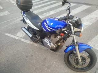 Suzuki GS500
