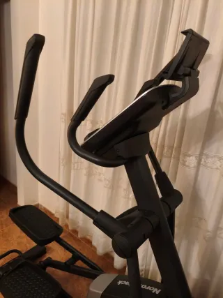 Bicicleta Elíptica Profesional NordicTrack C5.5