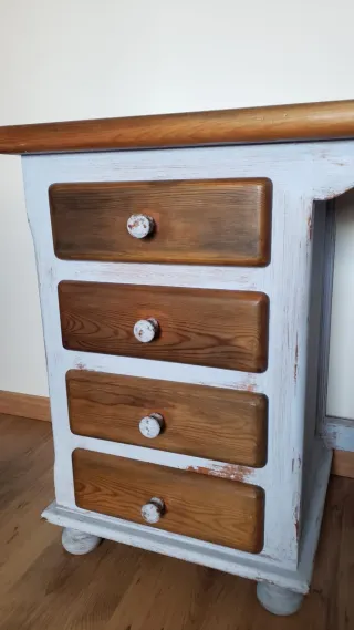 REBAJADO! Escritorio de madera azul y marrón