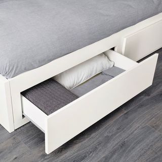 Llit extensible Flekke Ikea amb 2 matalassos