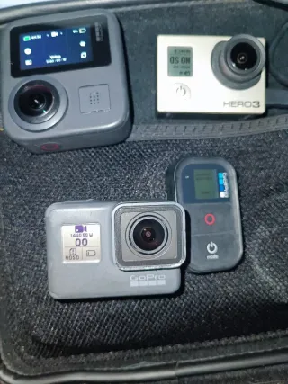 Pack 3 GoPro con estuche y accesorios
