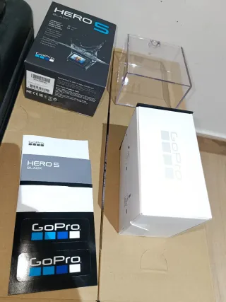 Pack 3 GoPro con estuche y accesorios