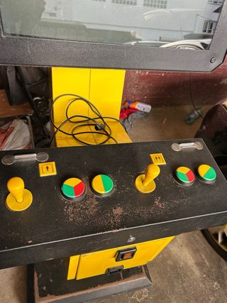 Máquina recreativa Tetris antigua