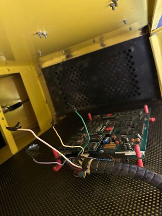 Máquina recreativa Tetris antigua