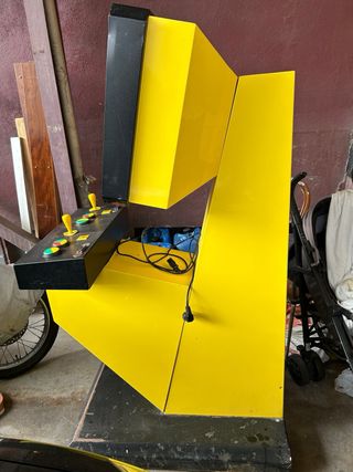 Máquina recreativa Tetris antigua