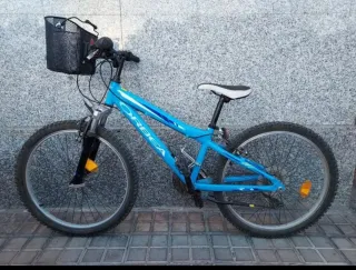 Bicicleta Orbea Azul con Cesta