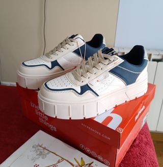 Zapatillas plataforma Refresh blancas y azul 39