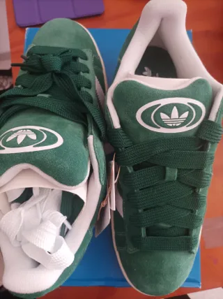 Zapatillas Adidas Campus Verdes y Blancas