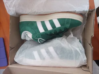 Zapatillas Adidas Campus Verdes y Blancas