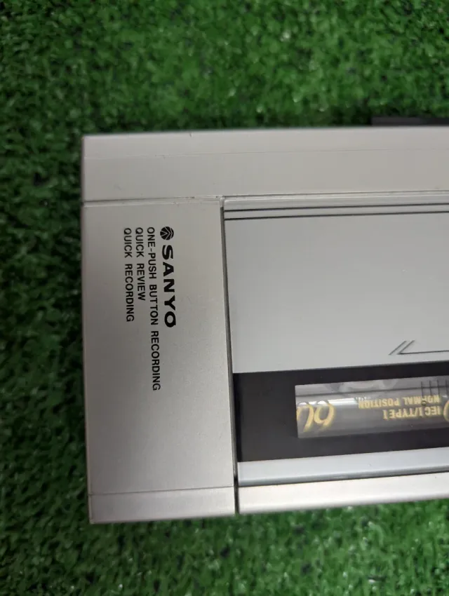 Grabador/Reproductor Cassette Sanyo Portátil