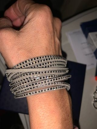 Pulsera Swaroski  Beige y Plateada