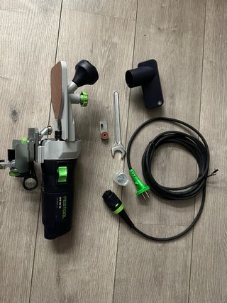 Fresadora de Cantos Festool OFK 700 EQ