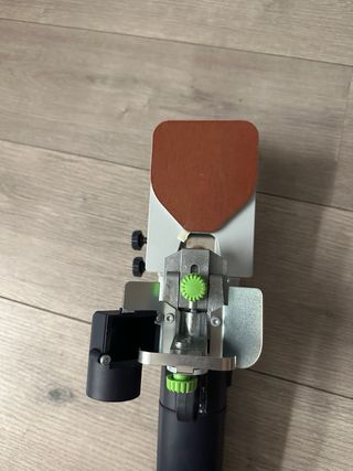 Fresadora de Cantos Festool OFK 700 EQ