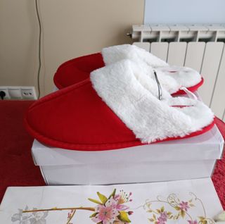 Zapatillas de casa forradas rojas talla 38