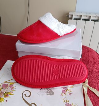 Zapatillas de casa forradas rojas talla 38