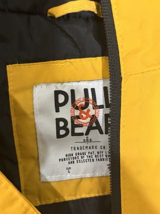 Chaqueta Anorak Amarilla Pull&Bear