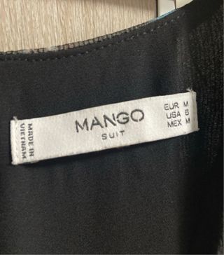 Vestido floral negro manga larga