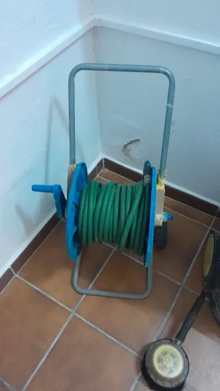 Hidrolimpiadora Karcher con manguera