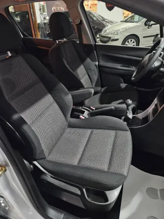 Peugeot 307 1.6hdi 110cv,solo 111.800k,año 2007