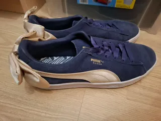 Zapatillas Puma Suede Azul Marino y Dorado