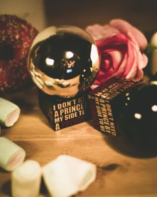 Perfume Árabe Negro y Dorado