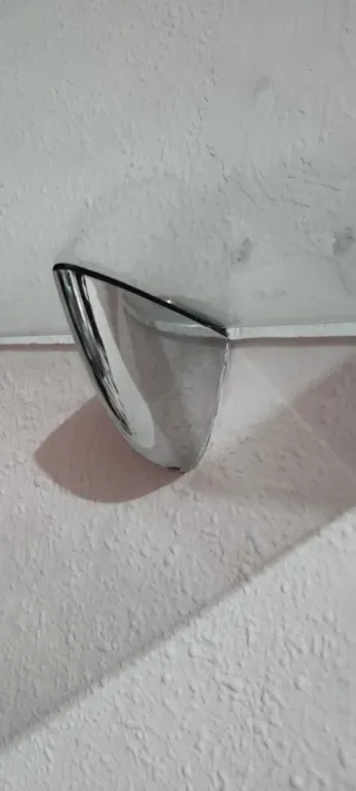 Estantería de cristal y metal