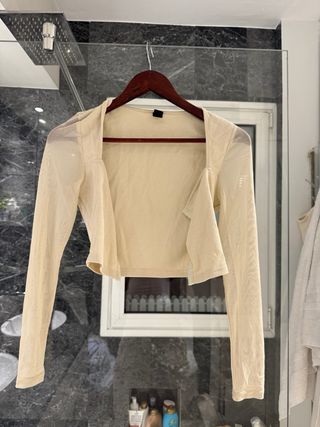 Top beige escote cuadrado