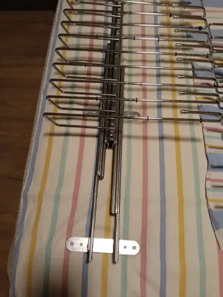 Pantaloneros metálicos, acero inoxidable