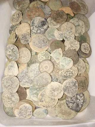 Lote 180 monedas antiguas para limpiar