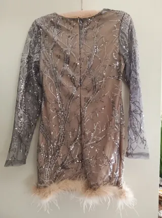 Vestido corto fiesta lentejuelas plumas