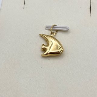 Colgante de oro 18kt con forma de pez