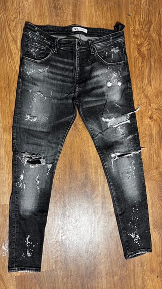 Pantalones vaqueros Zara talla 42